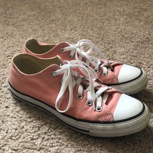 Pink Lo Converse